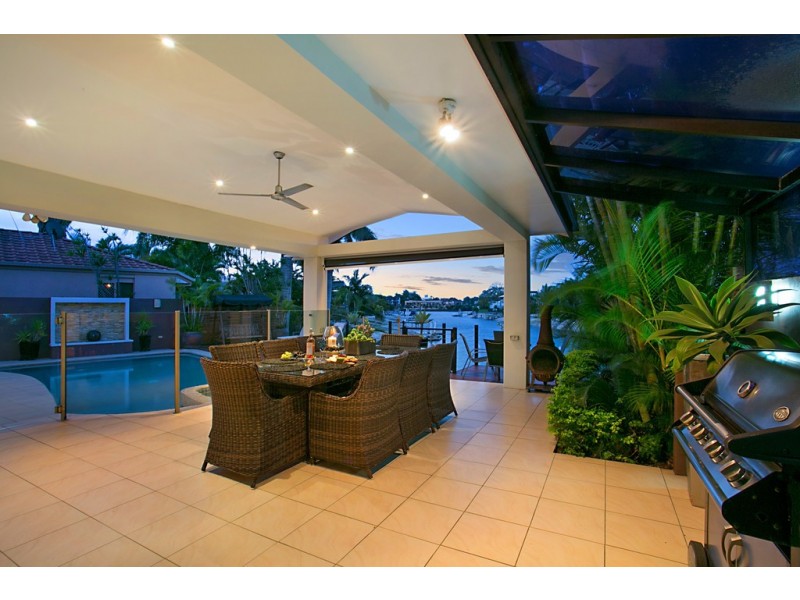 30 Cypress Drive, Broadbeach Waters QLD 4218