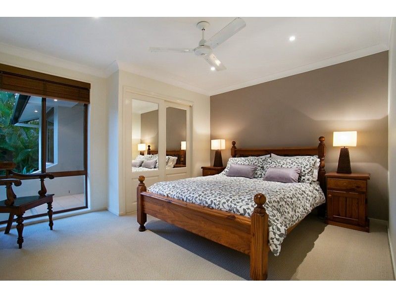 30 Cypress Drive, Broadbeach Waters QLD 4218