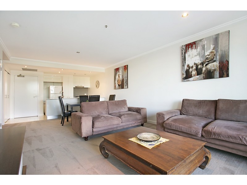 1105 ‘Freshwater Point’ 33 T E Peters Drive, Broadbeach Waters QLD 4218