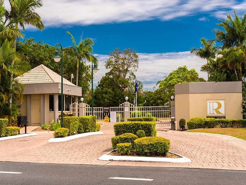 172/125 8 ‘Fonthac’ Santa Cruz Boulevard, Clear Island Waters QLD 4226