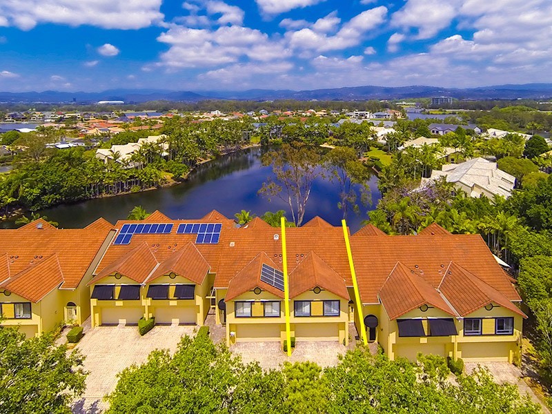 172/125 8 ‘Fonthac’ Santa Cruz Boulevard, Clear Island Waters QLD 4226