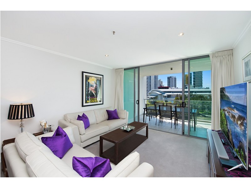 1405 ‘Freshwater Point’ 33 TE Peters Drive, Broadbeach Waters QLD 4218