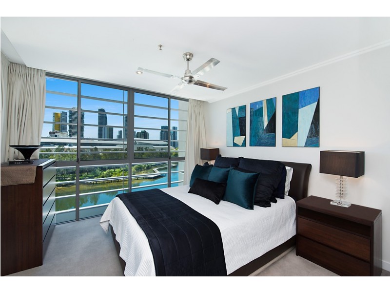 1405 ‘Freshwater Point’ 33 TE Peters Drive, Broadbeach Waters QLD 4218