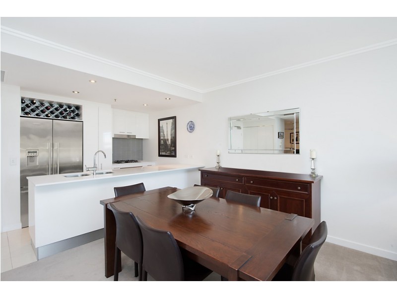 1405 ‘Freshwater Point’ 33 TE Peters Drive, Broadbeach Waters QLD 4218