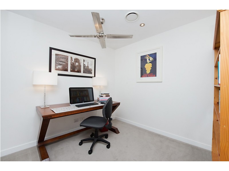 1405 ‘Freshwater Point’ 33 TE Peters Drive, Broadbeach Waters QLD 4218