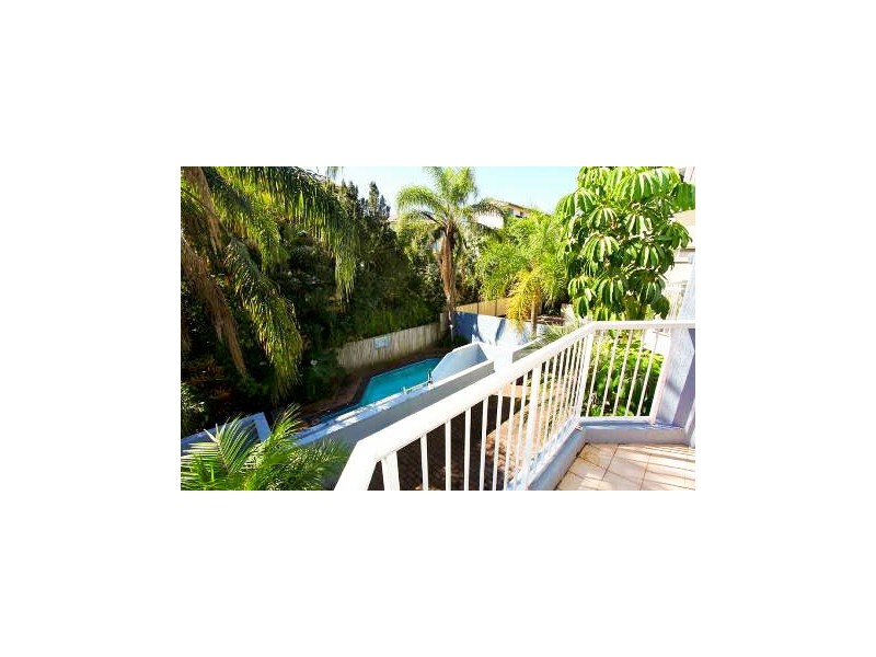 3/43 Australia Avenue, Broadbeach QLD 4218