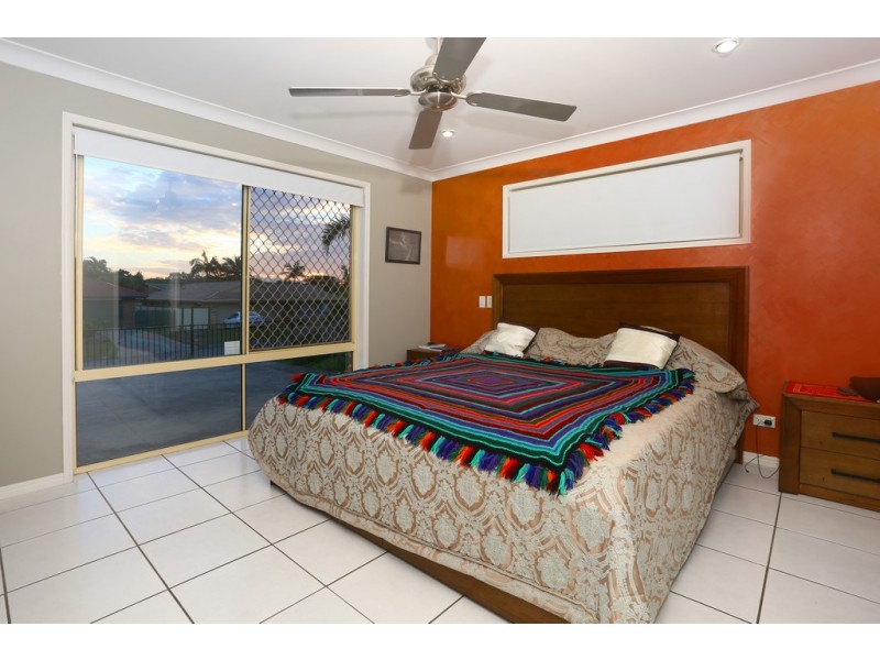 5 Masters Street, Arundel QLD 4214