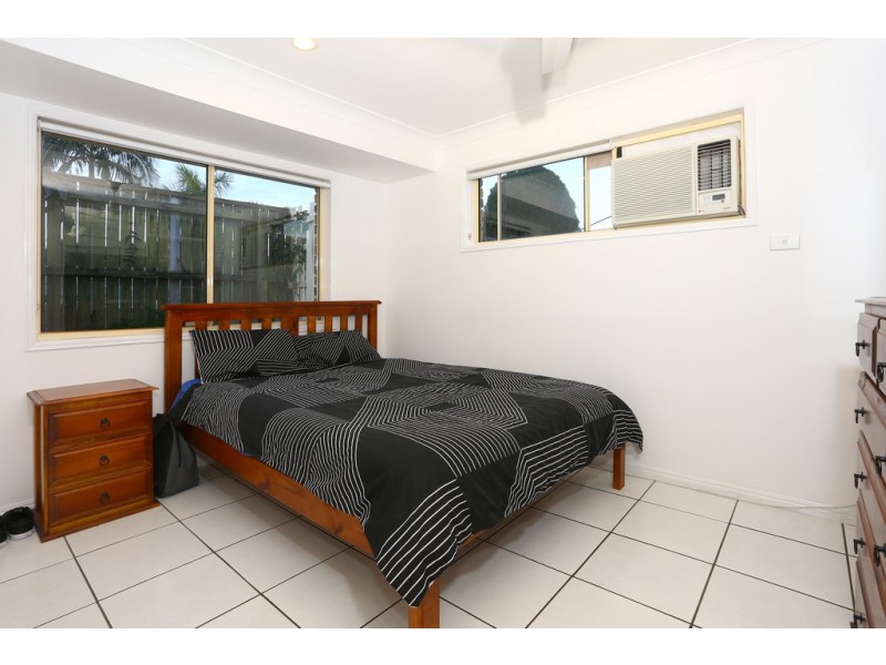 5 Masters Street, Arundel QLD 4214