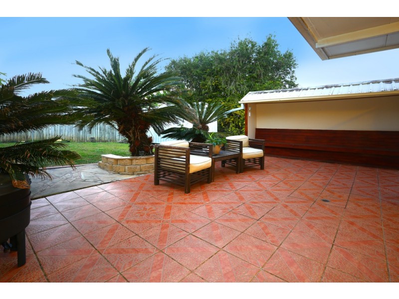 5 Masters Street, Arundel QLD 4214