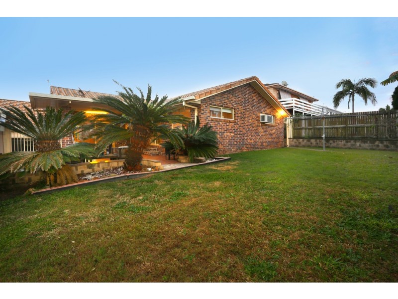 5 Masters Street, Arundel QLD 4214