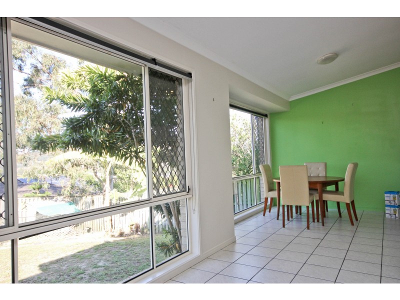 25 Palmerston Dr, Oxenford QLD 4210