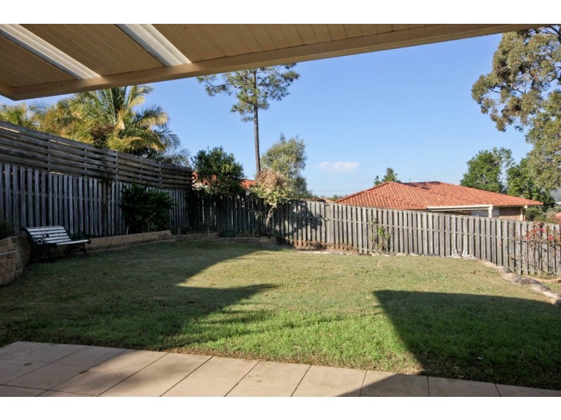 25 Palmerston Dr, Oxenford QLD 4210
