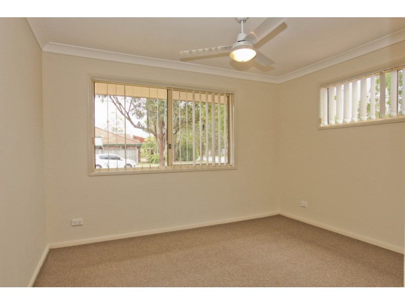 2 Frigate Street, Helensvale QLD 4212