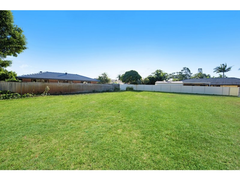 10 Ballandra Court, Mermaid Waters QLD 4218