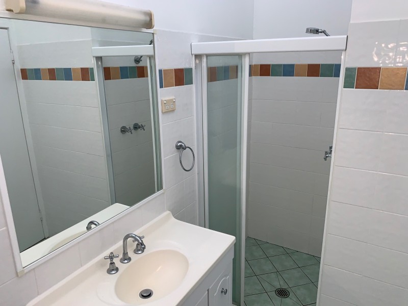 2/7 Aquila Court, Mermaid Waters QLD 4218