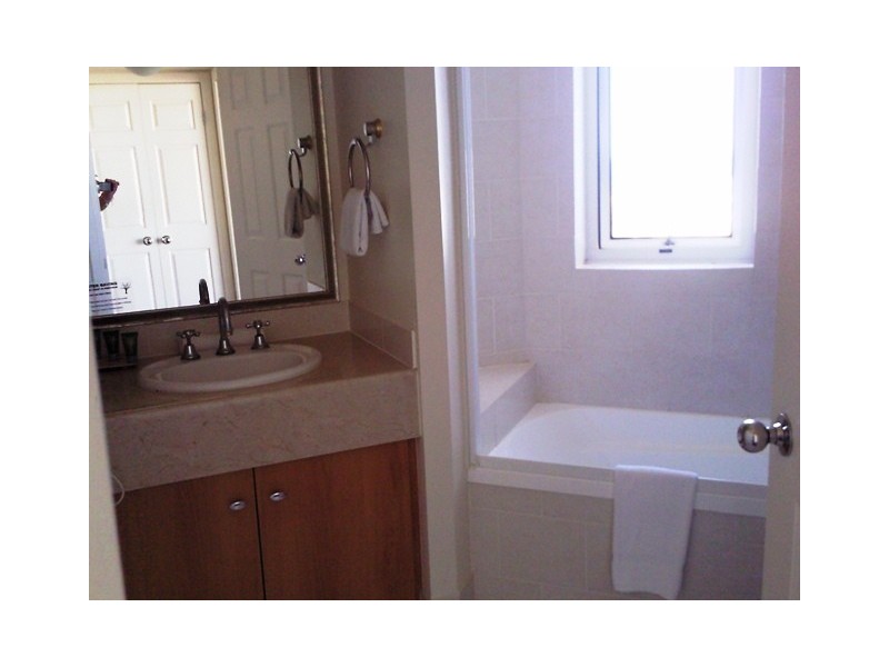 2094/2623 Gold Coast Hwy”Bel Air”, Broadbeach QLD 4218