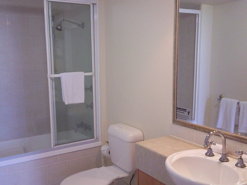 2094/2623 Gold Coast Hwy”Bel Air”, Broadbeach QLD 4218