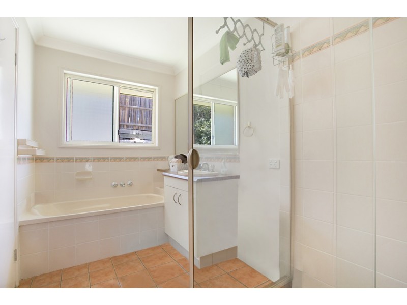 11 Gemini Circuit, Molendinar QLD 4214