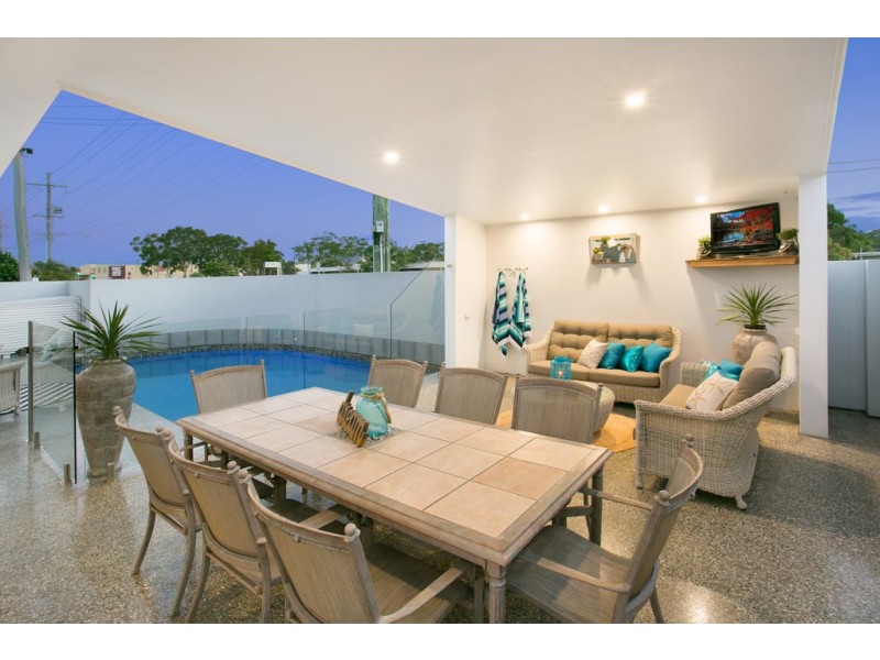 59 Pacific Avenue, Miami QLD 4220