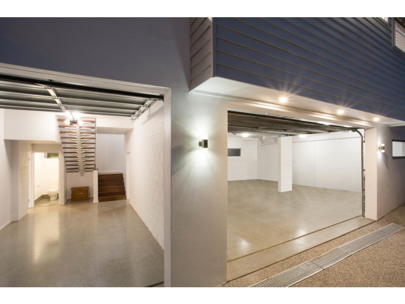 59 Pacific Avenue, Miami QLD 4220