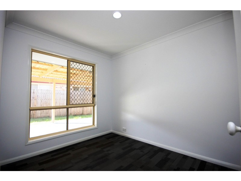 143 Monterey Keys Drive, Helensvale QLD 4212