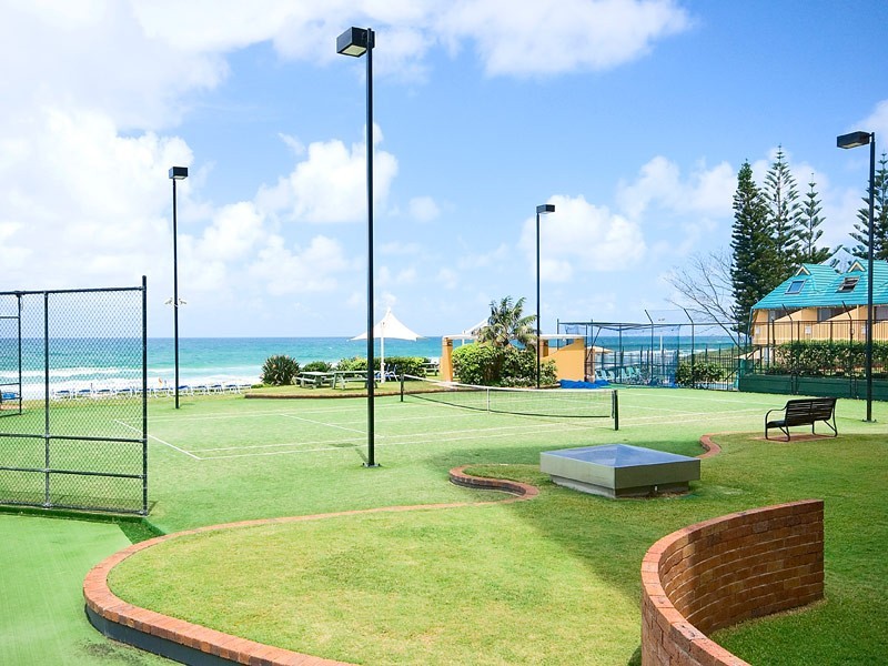 4A/50 Old Burleigh Road”Breakers”, Surfers Paradise QLD 4217