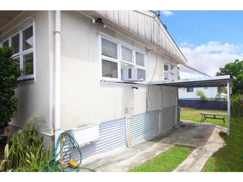 115 Falconer Street, Southport QLD 4215