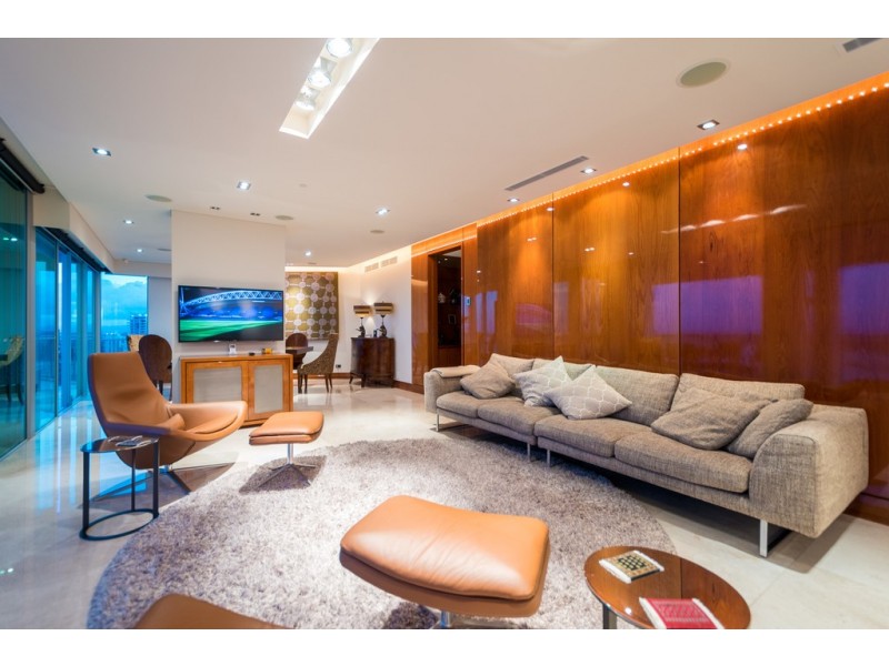 1703 ‘Aqua’ 300 Marine Parade, Labrador QLD 4215