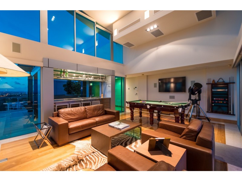 1703 ‘Aqua’ 300 Marine Parade, Labrador QLD 4215