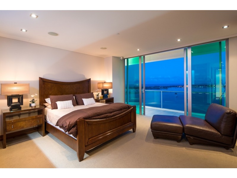 1703 ‘Aqua’ 300 Marine Parade, Labrador QLD 4215