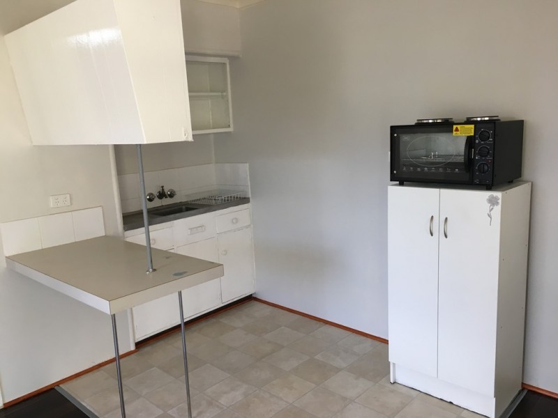 4/29 Leonard Ave, Surfers Paradise QLD 4217