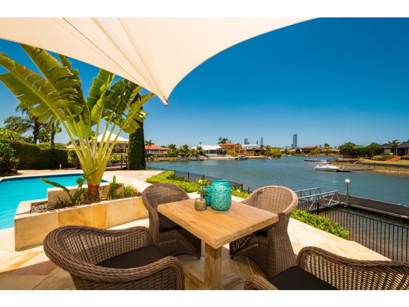 6 Platypus Avenue, Sorrento QLD 4217