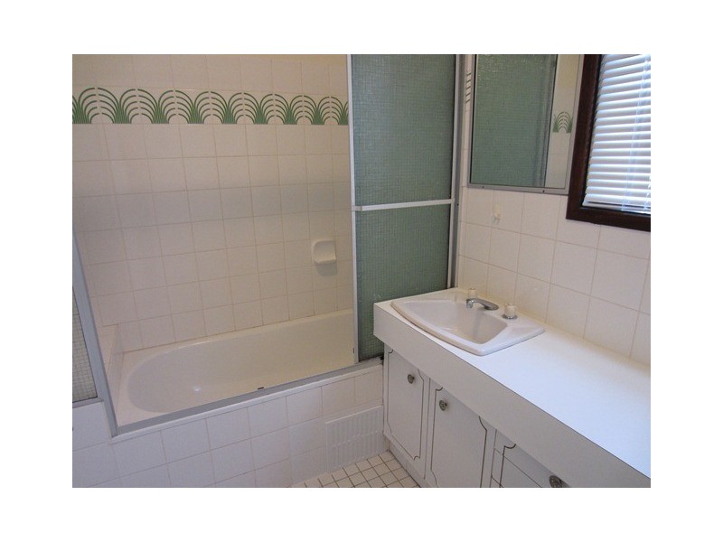 10/22 Britannia Avenue, Broadbeach QLD 4218