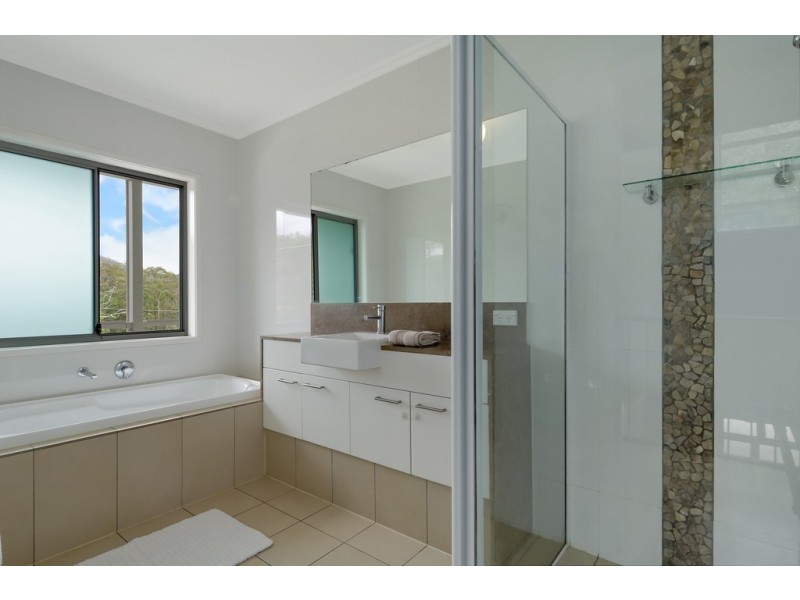 100 Nancol Drive, Tallebudgera Valley QLD 4228