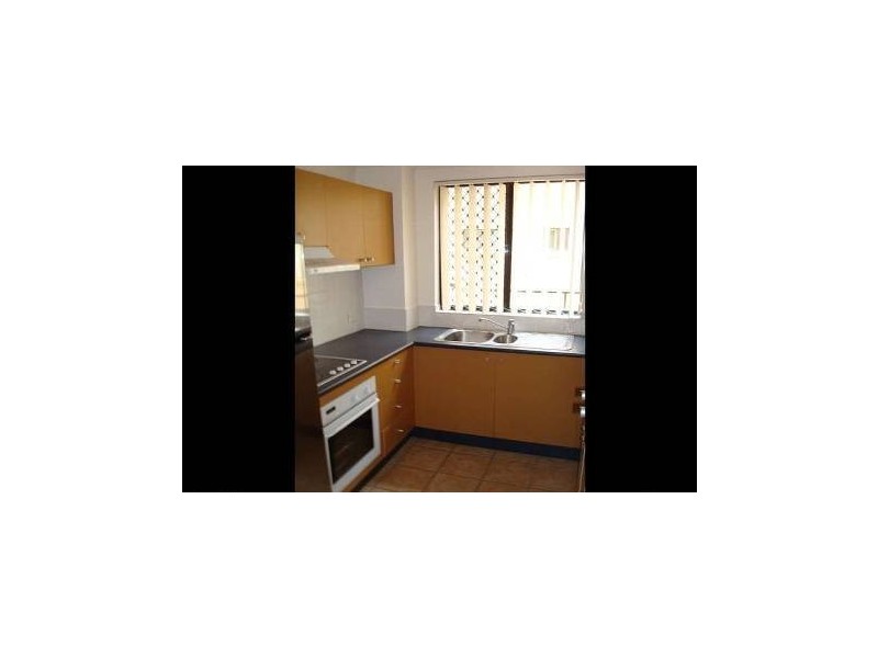 1/15 Britannia Avenue, Broadbeach QLD 4218