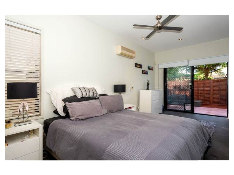 1/49 Palm Ave, Surfers Paradise QLD 4217