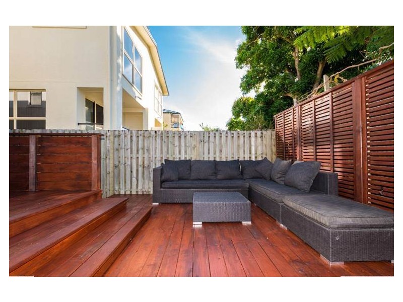 1/49 Palm Ave, Surfers Paradise QLD 4217