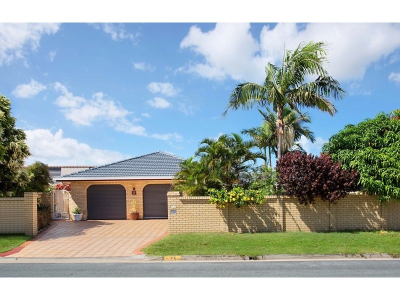27 Weatherly Avenue, Mermaid Waters QLD 4218