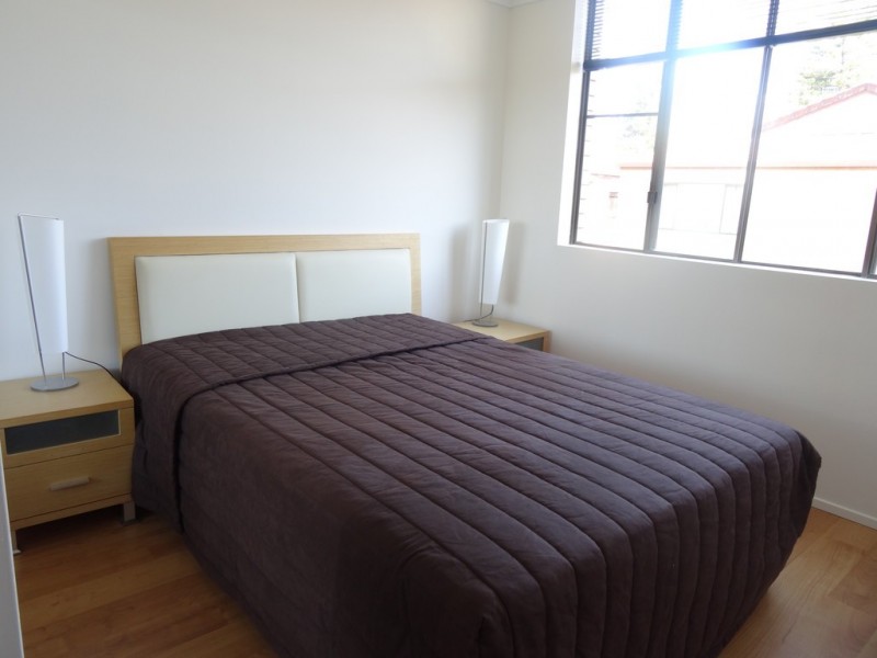 14/24 Second Avenue, Broadbeach QLD 4218