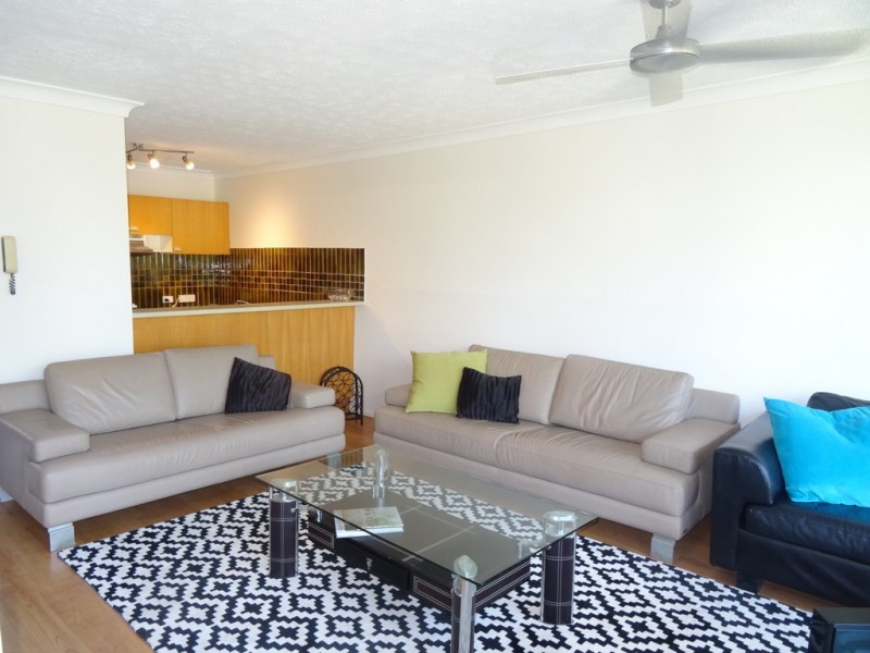 14/24 Second Avenue, Broadbeach QLD 4218