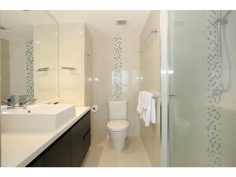 29C Beach Haven 1 Albert Avenue, Broadbeach QLD 4218