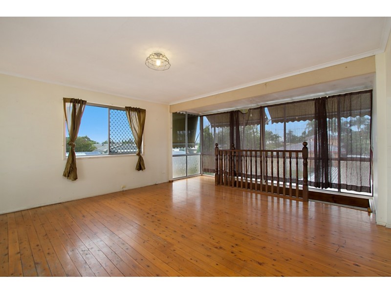 3 Gaye Parade, Miami QLD 4220