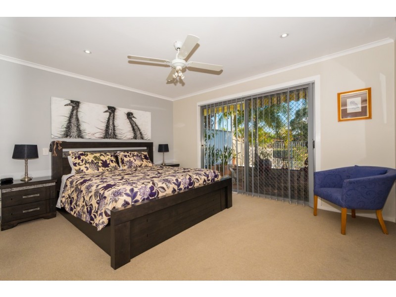 108 – 110 Salerno Street, Isle Of Capri QLD 4217