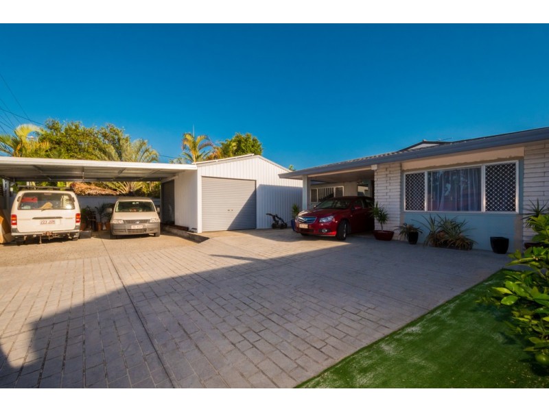 108 – 110 Salerno Street, Isle Of Capri QLD 4217