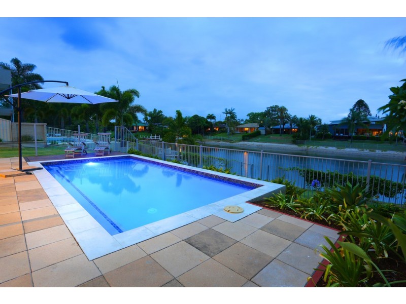 46 Alec Avenue, Mermaid Waters QLD 4218