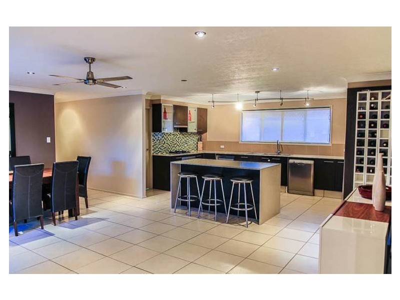 66 Barrier Reef Drive, Mermaid Waters QLD 4218