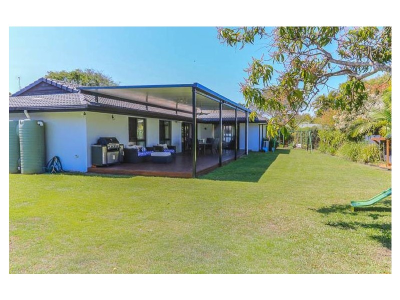 66 Barrier Reef Drive, Mermaid Waters QLD 4218