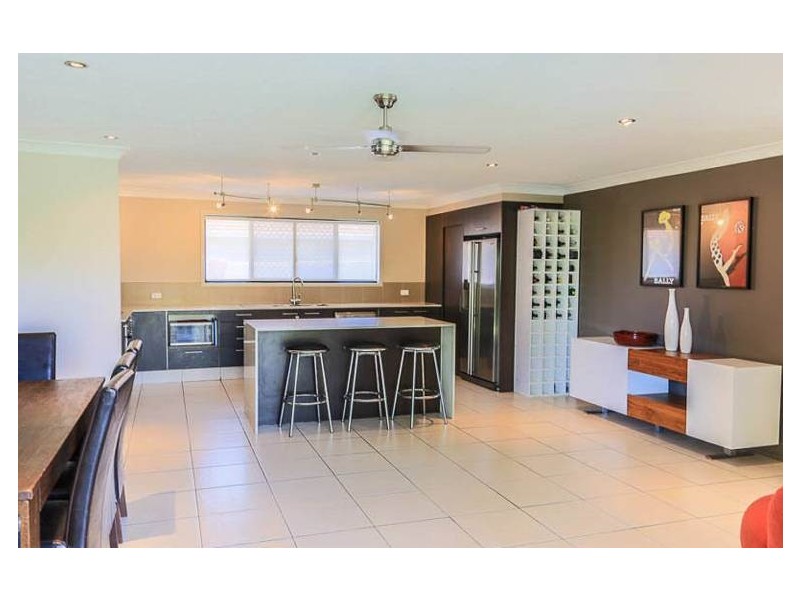 66 Barrier Reef Drive, Mermaid Waters QLD 4218