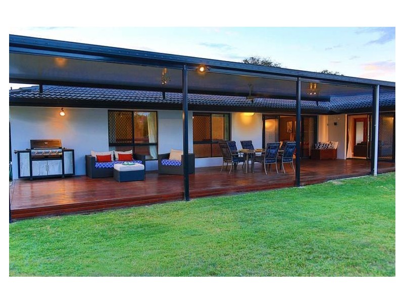 66 Barrier Reef Drive, Mermaid Waters QLD 4218