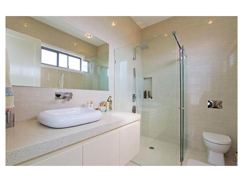 4004 The Boulevard “Royal Pines”, Benowa QLD 4217